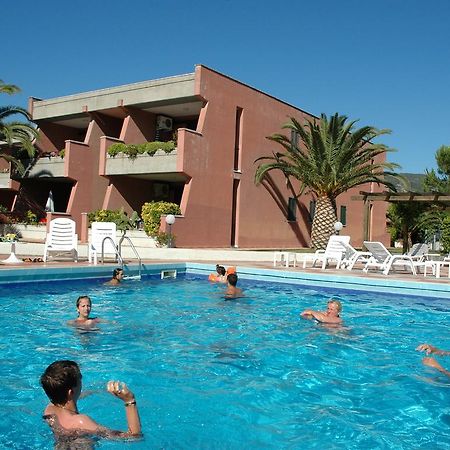 Residence Maricampo Marina di Campo Ruang foto